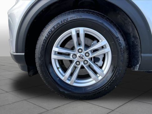 Used 2022 Ford Explorer XLT RWD image 22