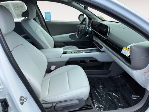 Used 2024 Hyundai Ioniq 6 SEL image 19