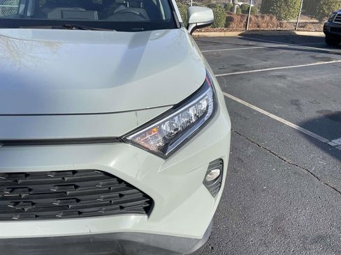 Used 2021 Toyota RAV4 XLE image 14