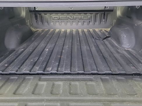 Used 2018 GMC Sierra 1500 Denali w/ Denali Ultimate Package AWD/4WD image 7