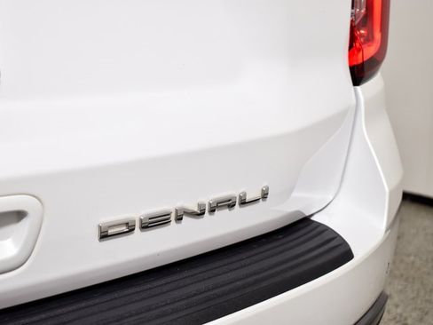 Used 2023 GMC Yukon Denali Ultimate image 19
