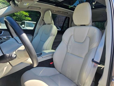 Certified 2025 Volvo XC90 T8 Plus w/ Protection Package Premier AWD/4WD image 22