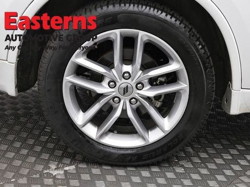 Used 2024 Dodge Durango GT RWD image 31