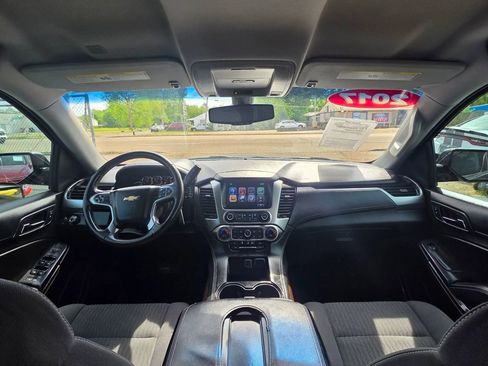 Used 2017 Chevrolet Tahoe LS RWD image 18