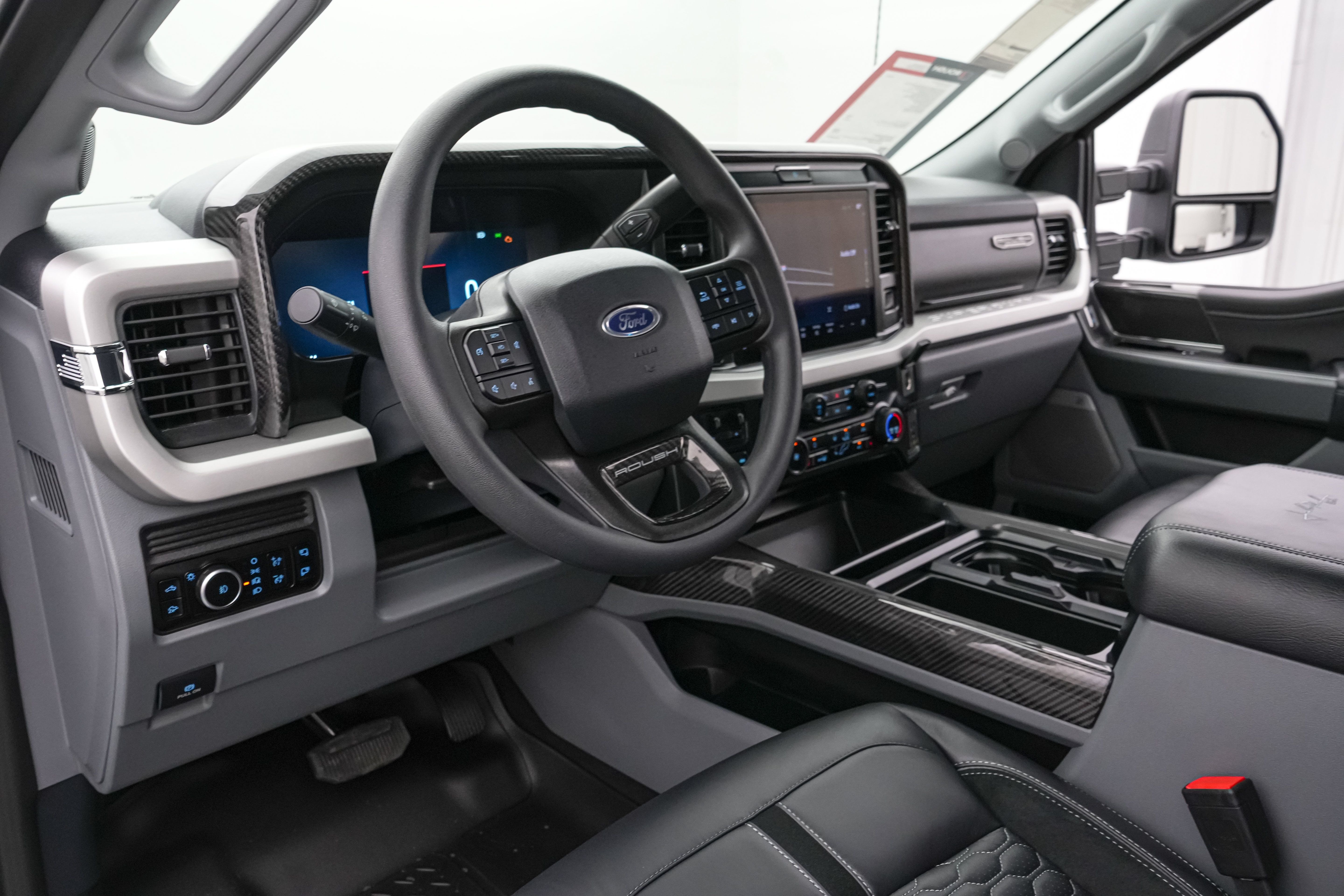New 2026 Ford F250 XLT w/ XLT Premium Package AWD/4WD image 24