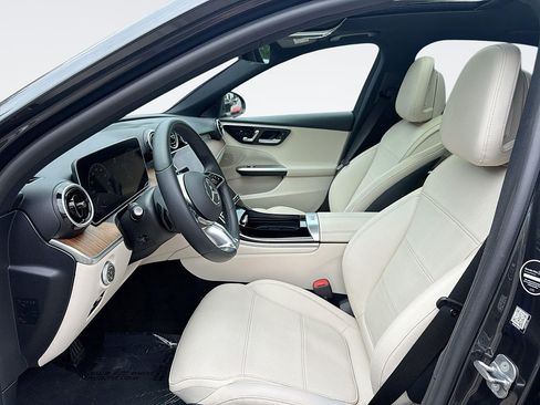 Used 2024 Mercedes-Benz C 300 Sedan image 21