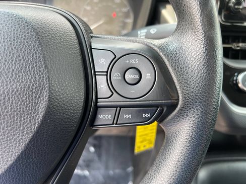 Used 2023 Toyota Corolla LE FWD image 14