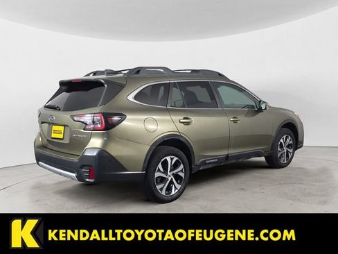 Used 2022 Subaru Outback Limited AWD/4WD image 5