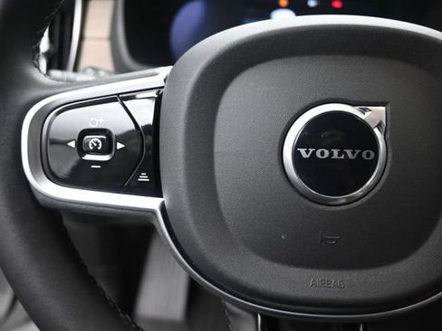 Certified 2026 Volvo XC90 B6 Ultra w/ Protection Package Premier AWD/4WD image 15