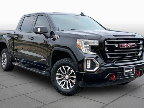 Used 2019 GMC Sierra 1500 AT4 w/ Off Road Performance Package AWD/4WD image 3