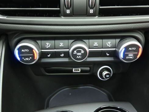 New 2026 Alfa Romeo Giulia AWD w/ Driving Assist Package image 13