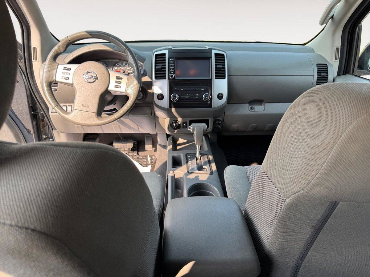 Used 2019 Nissan Frontier SV AWD/4WD image 10