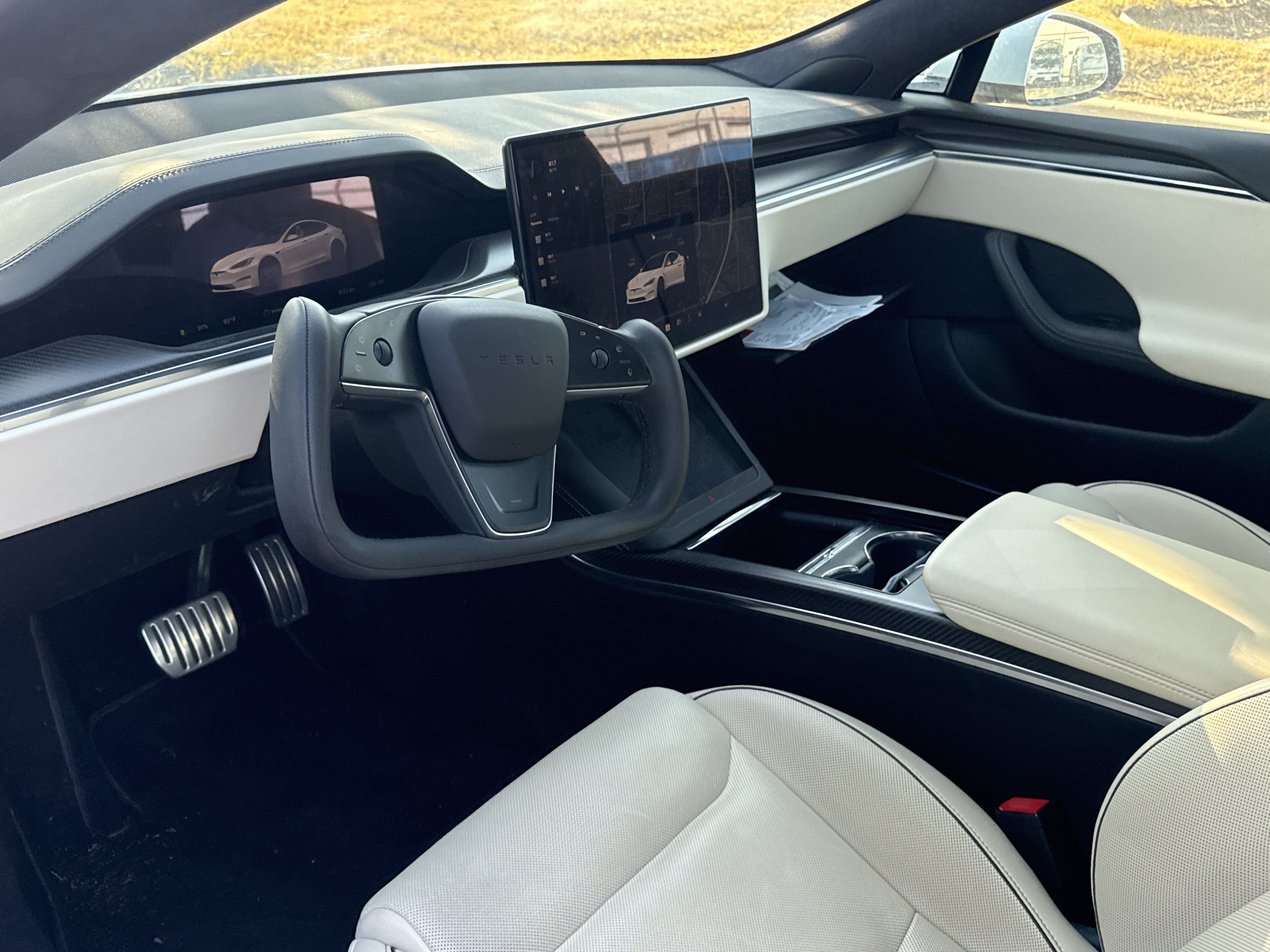 Used 2022 Tesla Model S Plaid AWD/4WD image 4