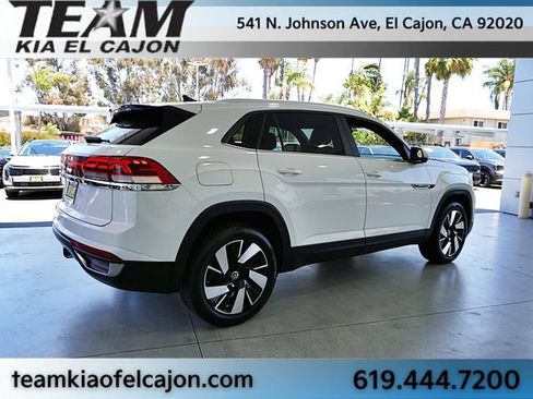 Used 2024 Volkswagen Atlas Cross Sport SE FWD image 8