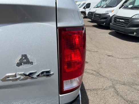 Used 2019 RAM 1500 Classic SLT image 29