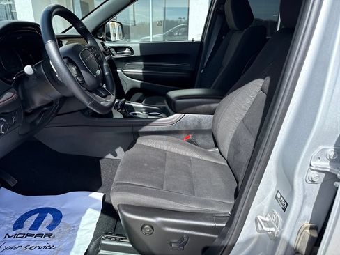 Used 2025 Dodge Durango GT AWD/4WD image 9
