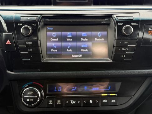 Used 2015 Toyota Corolla S FWD image 24