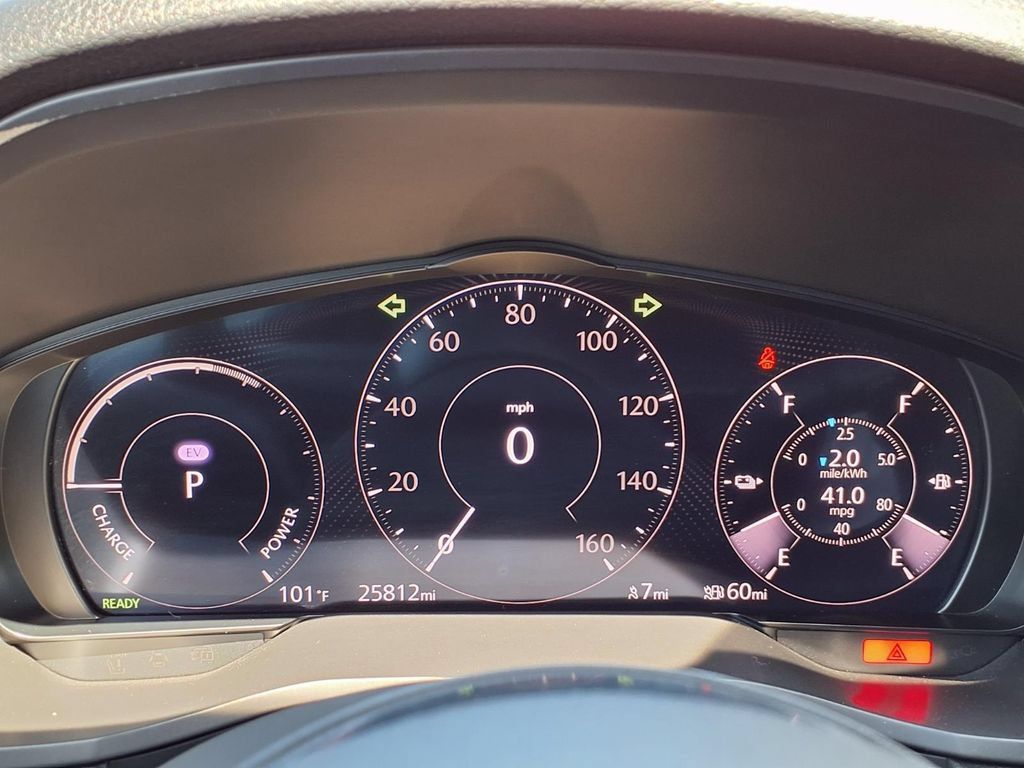 Used 2025 MAZDA CX-70 Plug-In Hybrid w/ Premium Plus AWD/4WD image 23
