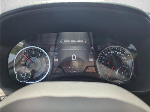 Used 2022 RAM 1500 Big Horn AWD/4WD image 9
