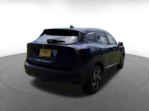 Used 2026 Nissan Kicks SV FWD image 14