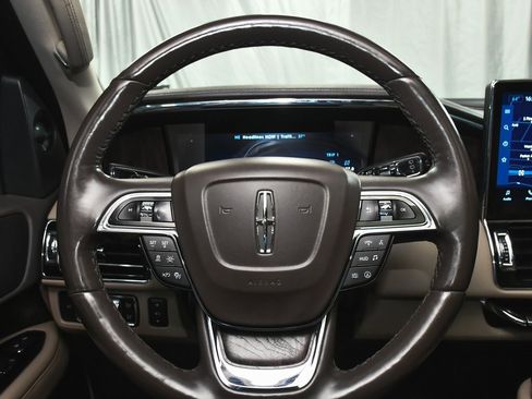 Used 2022 Lincoln Navigator L Reserve image 38