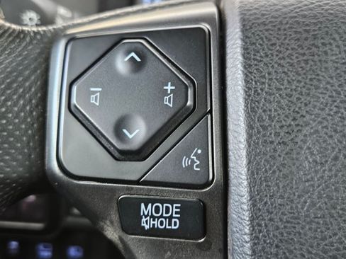 Used 2021 Toyota Tacoma TRD Off-Road w/ TRD Premium Off Road Package AWD/4WD image 26