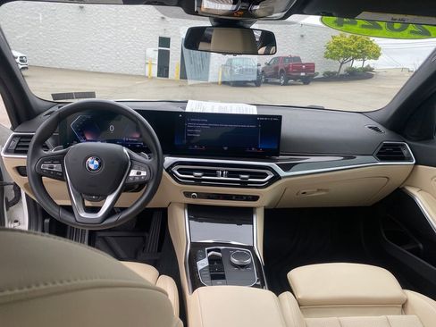 Used 2024 BMW 330i xDrive Sedan w/ Convenience Package AWD/4WD image 13
