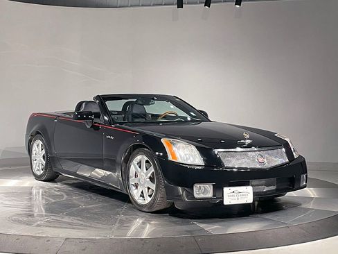 Used 2005 Cadillac XLR image 72