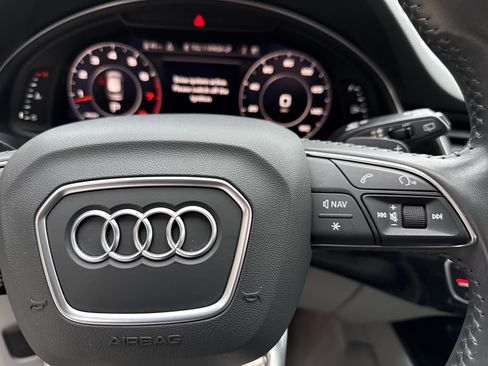 Used 2019 Audi Q7 3.0T Prestige w/ Prestige Package image 25