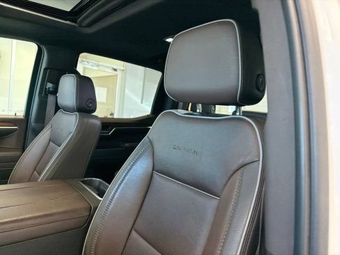 Used 2023 GMC Sierra 1500 Denali w/ Denali Reserve Package AWD/4WD image 18