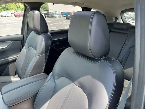 Used 2024 MAZDA CX-90 3.3 Turbo w/ Preferred Plus AWD/4WD image 19
