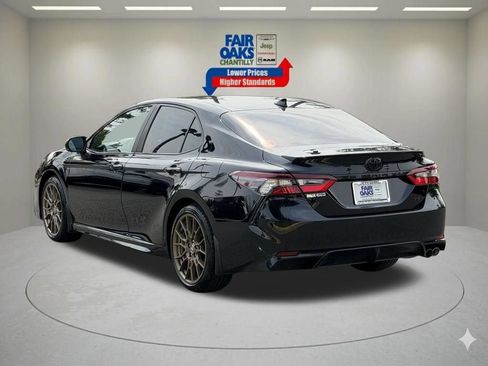 Used 2023 Toyota Camry SE w/ Convenience Package FWD image 10