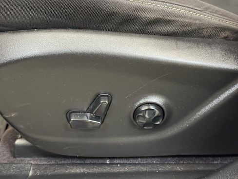 Used 2016 Jeep Cherokee Latitude w/ Safety/Convenience Group image 10