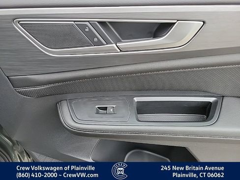 New 2026 Volkswagen Atlas Cross Sport SE image 29