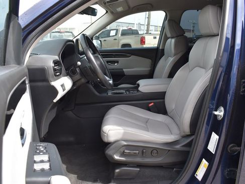 Used 2024 Honda Pilot EX-L image 9