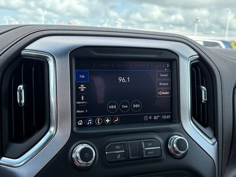 Used 2021 GMC Sierra 1500 SLT RWD image 19