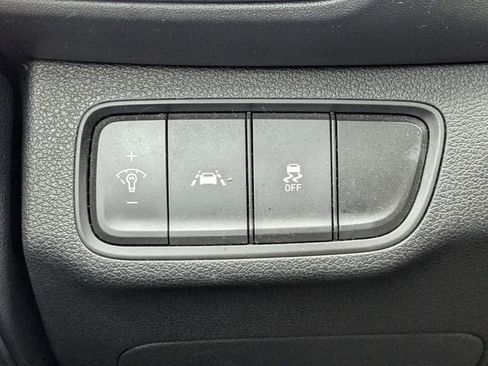 Used 2020 Hyundai Santa Fe SE FWD image 22