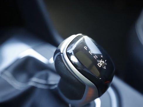 Used 2022 Volkswagen Tiguan SE image 29