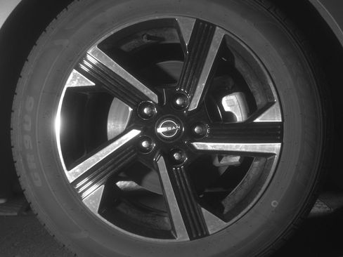 Used 2025 Nissan Sentra SV FWD image 13