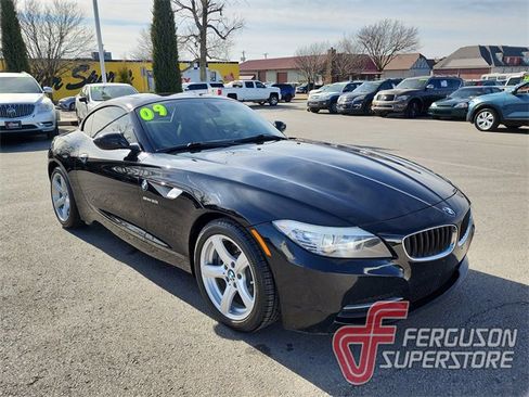 Used 2009 BMW Z4 sDrive30i image 1