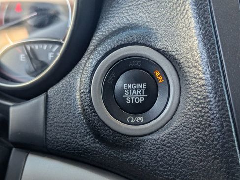 Used 2017 Dodge Journey Crossroad image 16