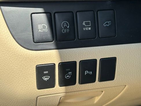 Used 2017 Toyota Highlander Limited Platinum image 34