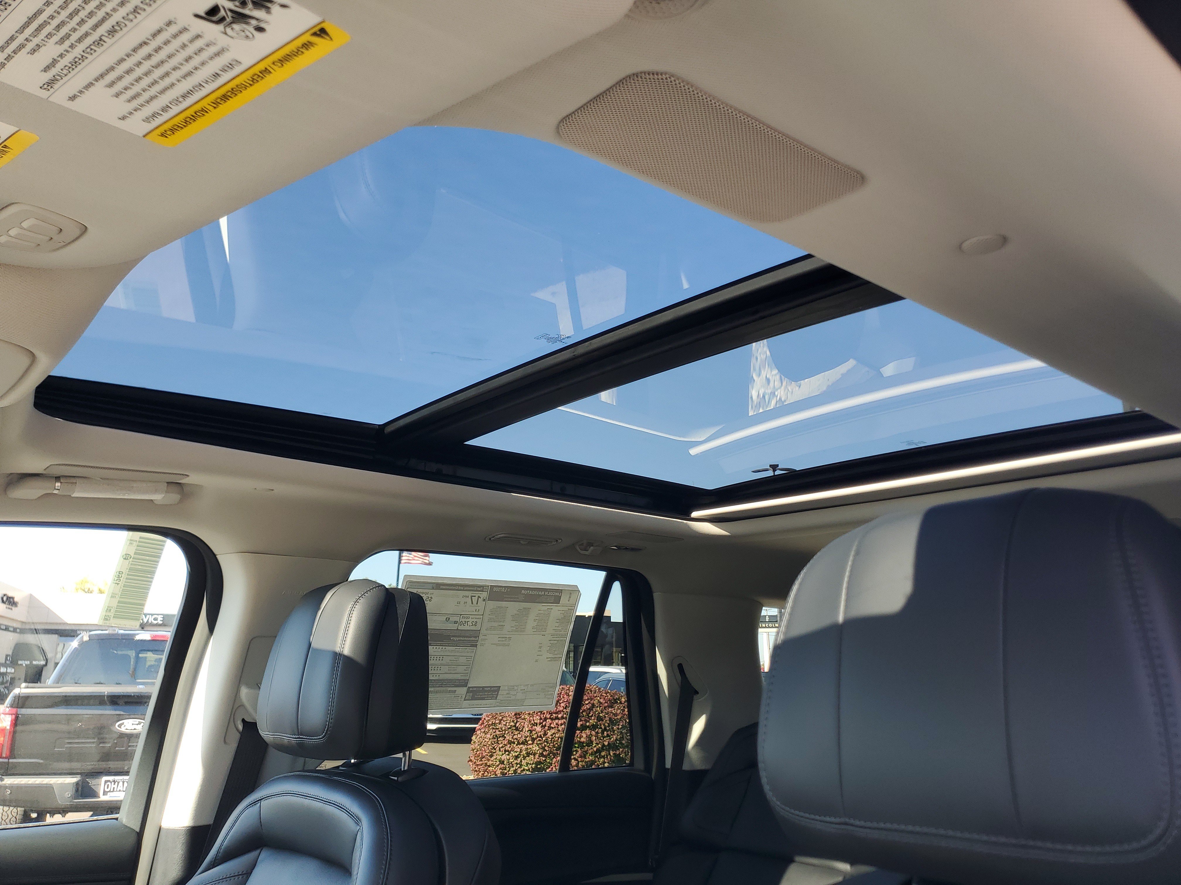 New 2027 Lincoln Navigator Reserve AWD/4WD image 11