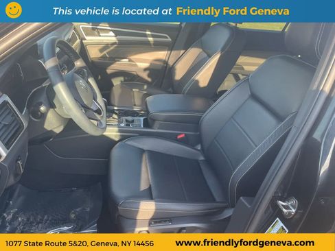 Used 2023 Volkswagen Atlas Cross Sport SEL AWD/4WD image 14