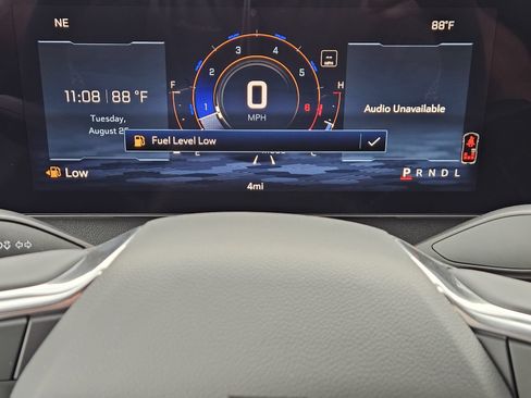 New 2027 Chevrolet Traverse LT w/ Midnight/Sport Edition FWD image 17