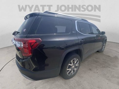 Used 2023 GMC Acadia SLT FWD image 11