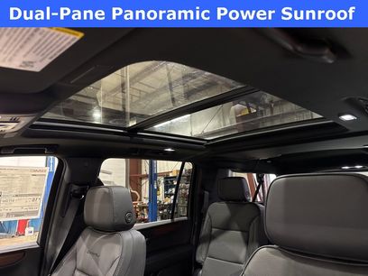 New 2026 GMC Yukon XL Denali w/ Sun & Power Step Package