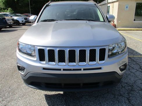 Used 2017 Jeep Compass High Altitude FWD image 22