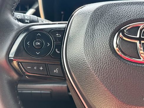 Used 2025 Toyota Corolla XSE FWD image 19