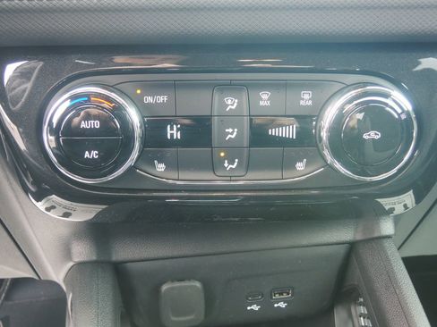 Used 2026 Chevrolet TrailBlazer LT w/ Convenience Package image 18